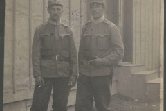 Foto cartolina spedita il 6-8-1916. Due soldati austriaci in divisa da campo
