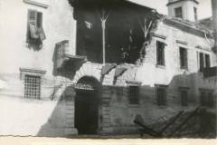 26 - Il palazzo dell'Arcivescovado (archivio fam. Nardini)